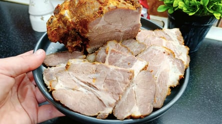 Домашня буженина з 1 кг м'яса — рецепт на Різдво та Новий рік - 285x160