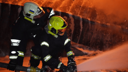 Росіяни били по порту Чорноморськ на Одещині — які наслідки - 290x166