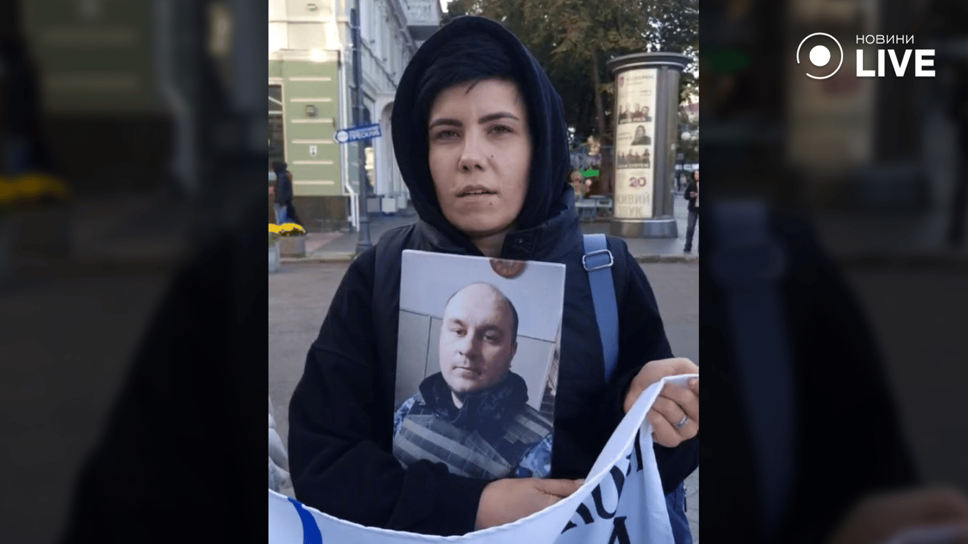 Полон вбиває кожен день акції — в Одесі продовжуються акції на підтримку "Азов" - фото 1