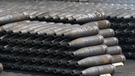 Северная Корея отправила России большое количество снарядов — стали известны цифры - 290x160