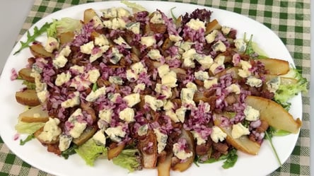 Изысканный салат с грушей и голубым сыром: вкусное сочетание без майонеза - 285x160