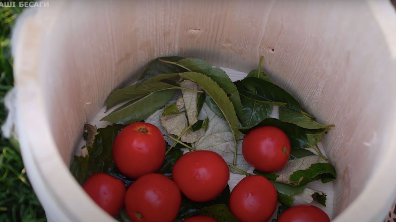 квашені помідори на зиму рецепт