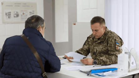 Статус батька-одинака: для відстрочки потрібно пів року збирати докази - 290x166