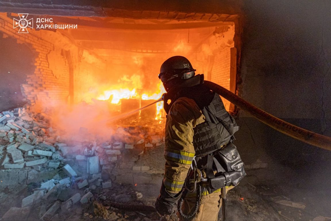 Обстріл Харкова 2 квітня — з'явилися фото наслідків атаки - фото  1