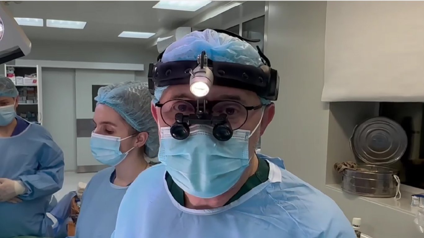 У Житомирі вперше зробили трансплантацію серця: результати надскладної операції