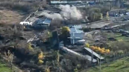Бои в Покровске — кадры с высоты птичьего полета - 285x160