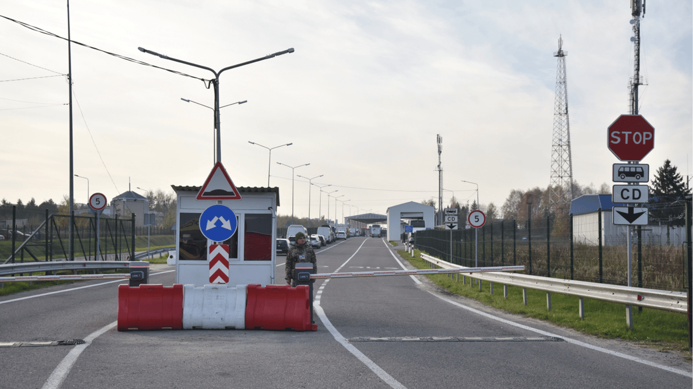 Прикордонники проінформували щодо ситуації на кордоні з Польщею