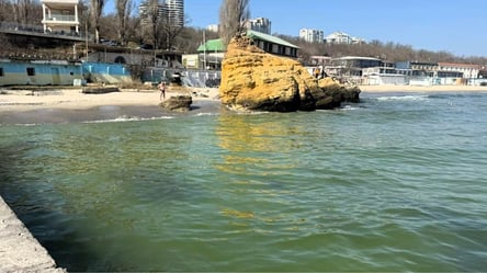 Узбережжя Одеси знову в олії: зафіксовано забруднення - 285x160