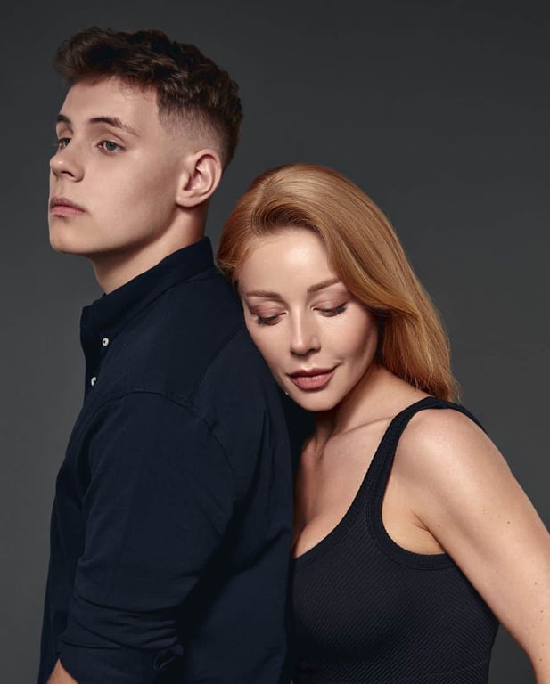 Тіна Кароль вшанувала пам'ять покійного чоловіка ніжною фотосесією з сином - фото 2