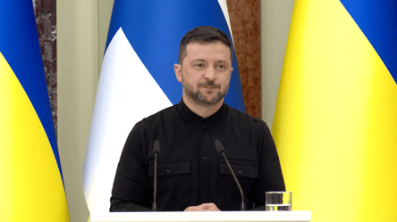 Зеленский заявил, что Украина следит за учениями РФ и Беларуси - 285x160