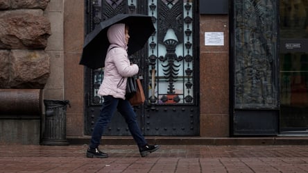 Синоптики знову прогнозують прохолоду: де в Україні завтра будуть сильні опади - 285x160