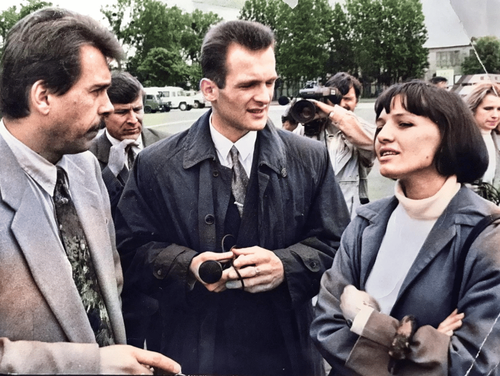 Георгий Гонгадзе с супругой Мирославой. Архивное фото: gongadze.reporters.media