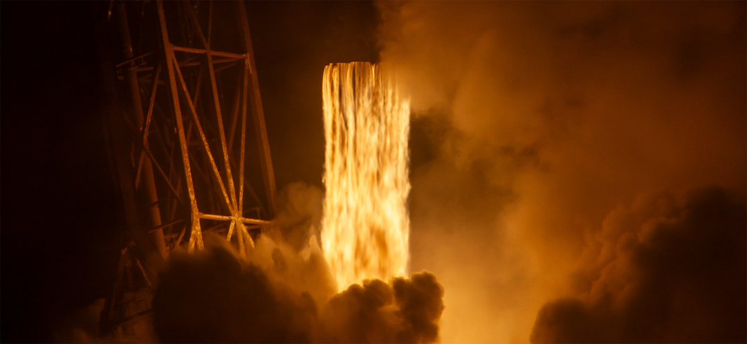 супутники в космосі