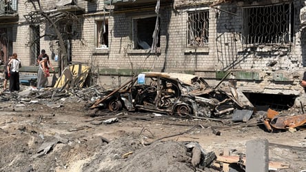 Число погибших в Киеве в результате атаки РФ возросло до 20 человек - 304x171