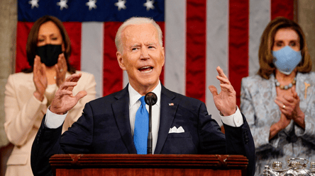 Байден публічно заявив, що Трамп "соромить" народ США - 290x160