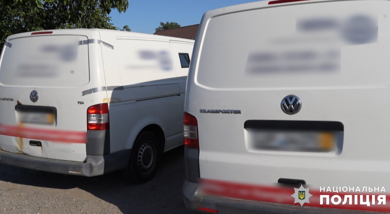 Продати гуманітарні буси: Одещина