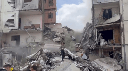 В Белгороде прогремели мощные взрывы — разрушен подъезд многоэтажки - 285x160