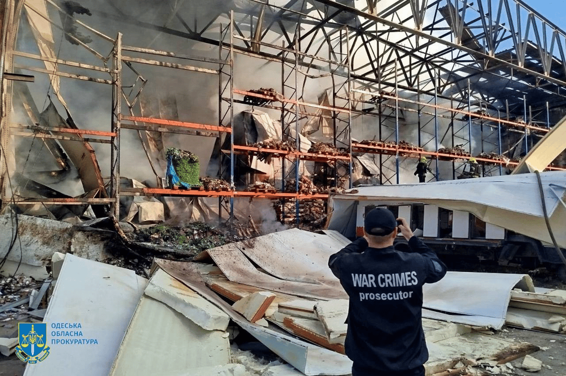 Последствия атаки на Одессу — пожары и раненые (фото) - фото 5