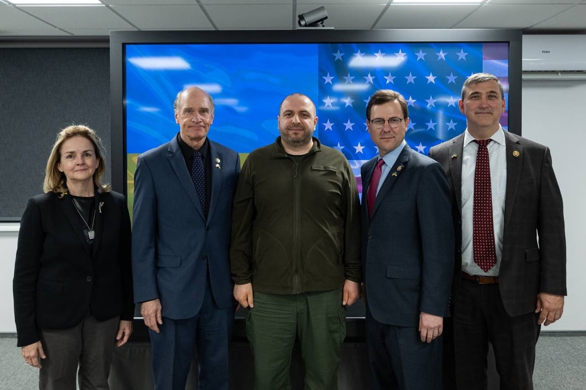 Умєров та делегація США у Києві 24 квітня