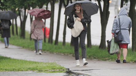 Скільки ще триватимуть затяжні дощі — погода у Києві на завтра - 285x160