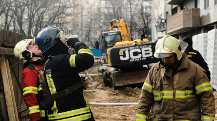 Из-под завалов в Киеве извлекли еще одно тело погибшего человека - 285x160