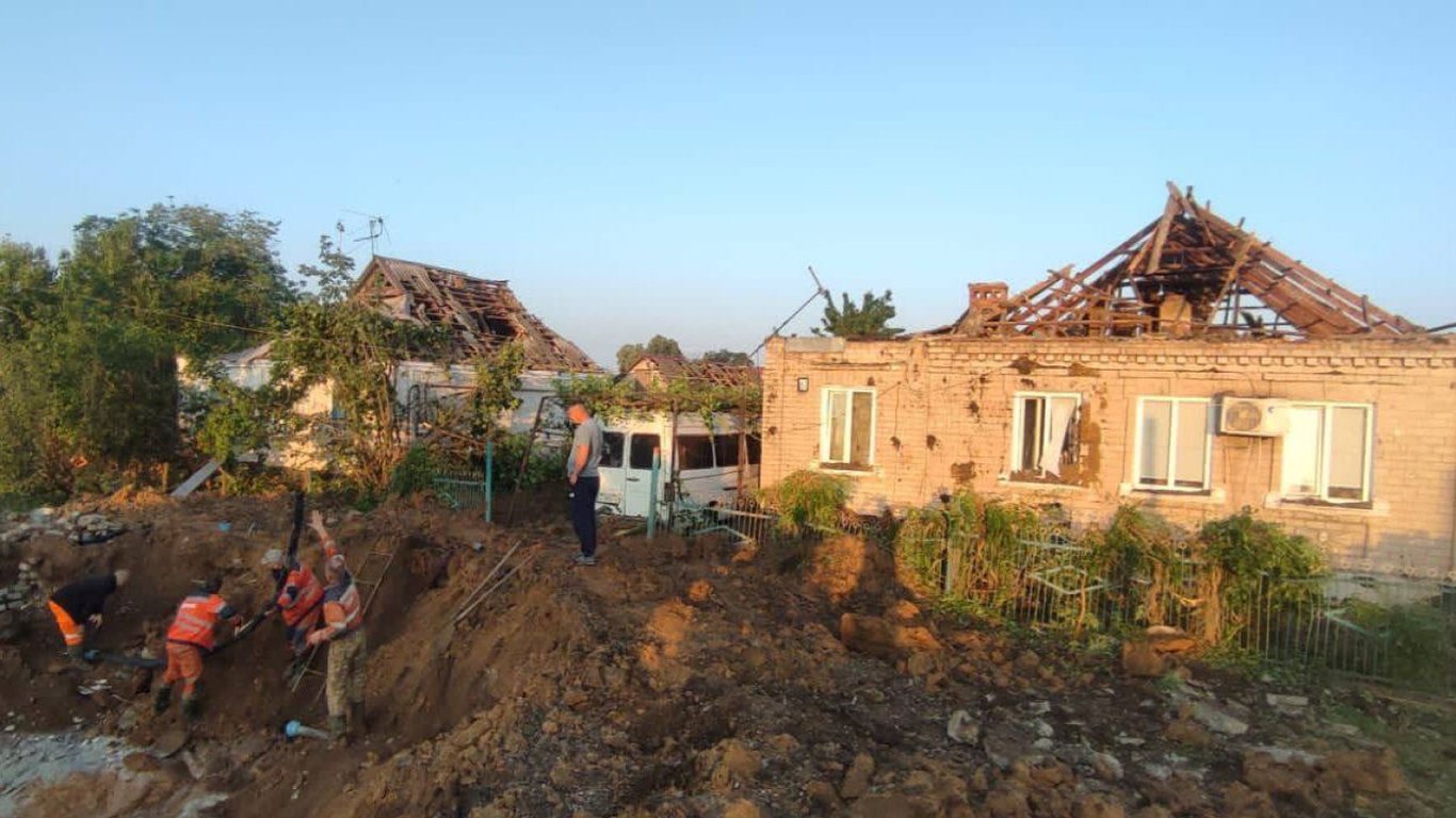 Россияне обстреляли Днепропетровскую область: много жилья повреждено