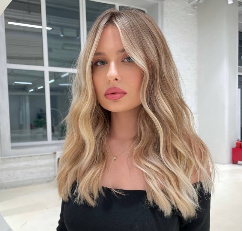 Блонд, що завжди буде мати дорогий вигляд