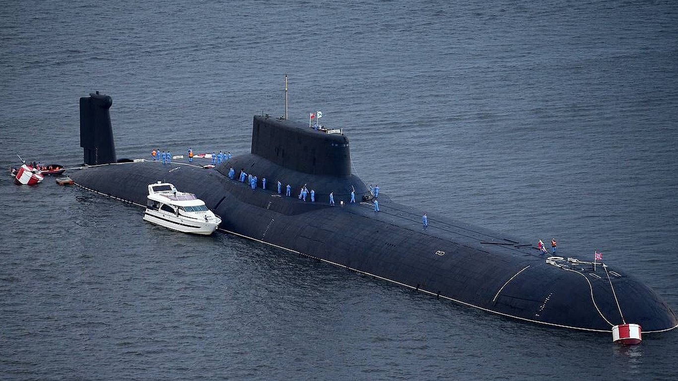 РФ знову вивела на бойове чергування в Чорне море два підводних ракетоносії — чим це загрожує
