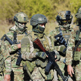 Без разрешения руководства: силовики и военные РФ бегут из Крыма - 80x80