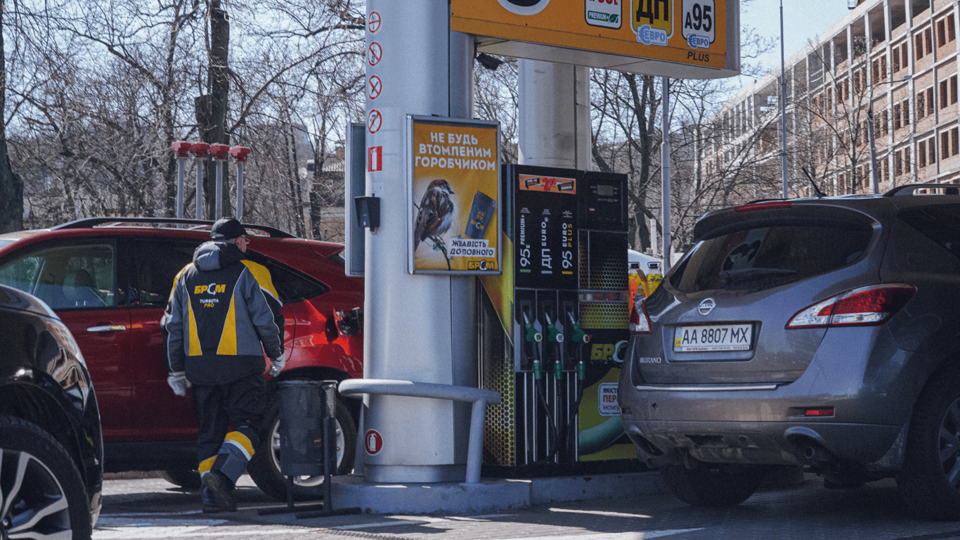 Цены на топливо в Украине по состоянию на 31 марта — сколько стоит бензин, газ и дизель