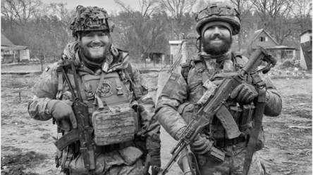 В боях за Бахмут погибли двое добровольцев из Канады - 285x160