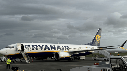 Ryanair анонсував нові напрямки з Польщі: куди можна вигідно полетіти - 290x166