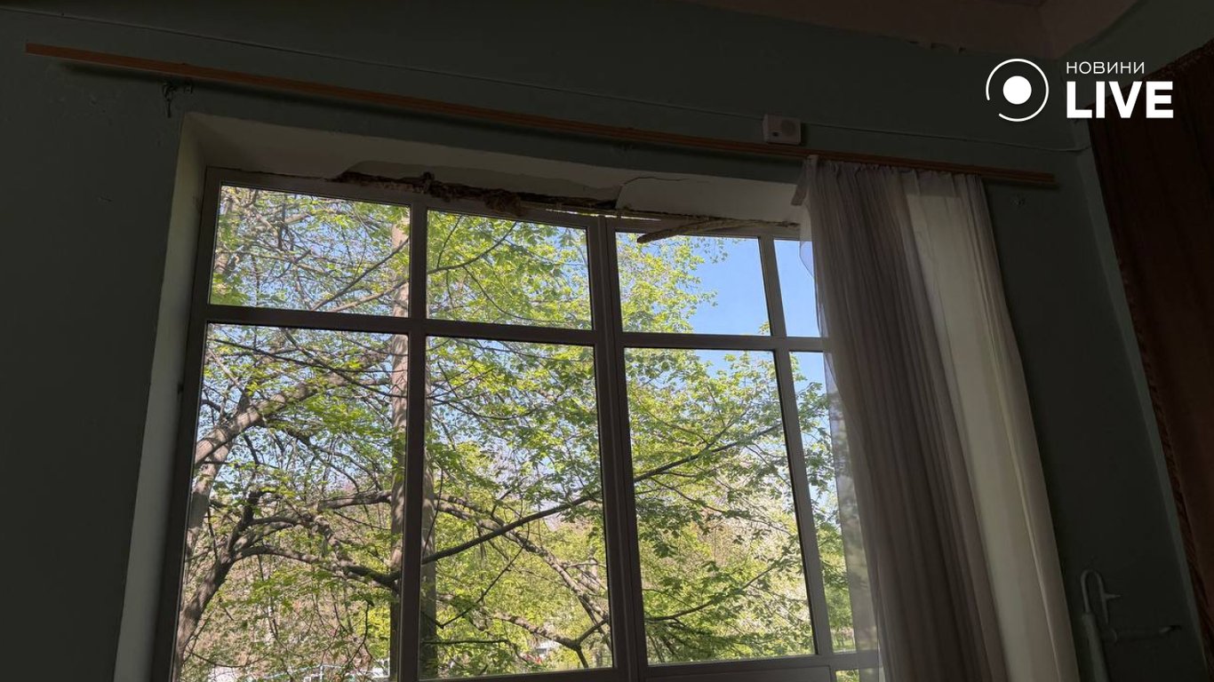 Як виглядає одеська школа після атаки російським дроном (фото) - фото 2