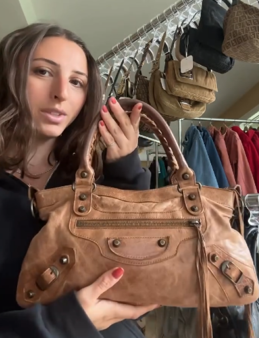 Сумка Balenciaga City Bag знову в моді