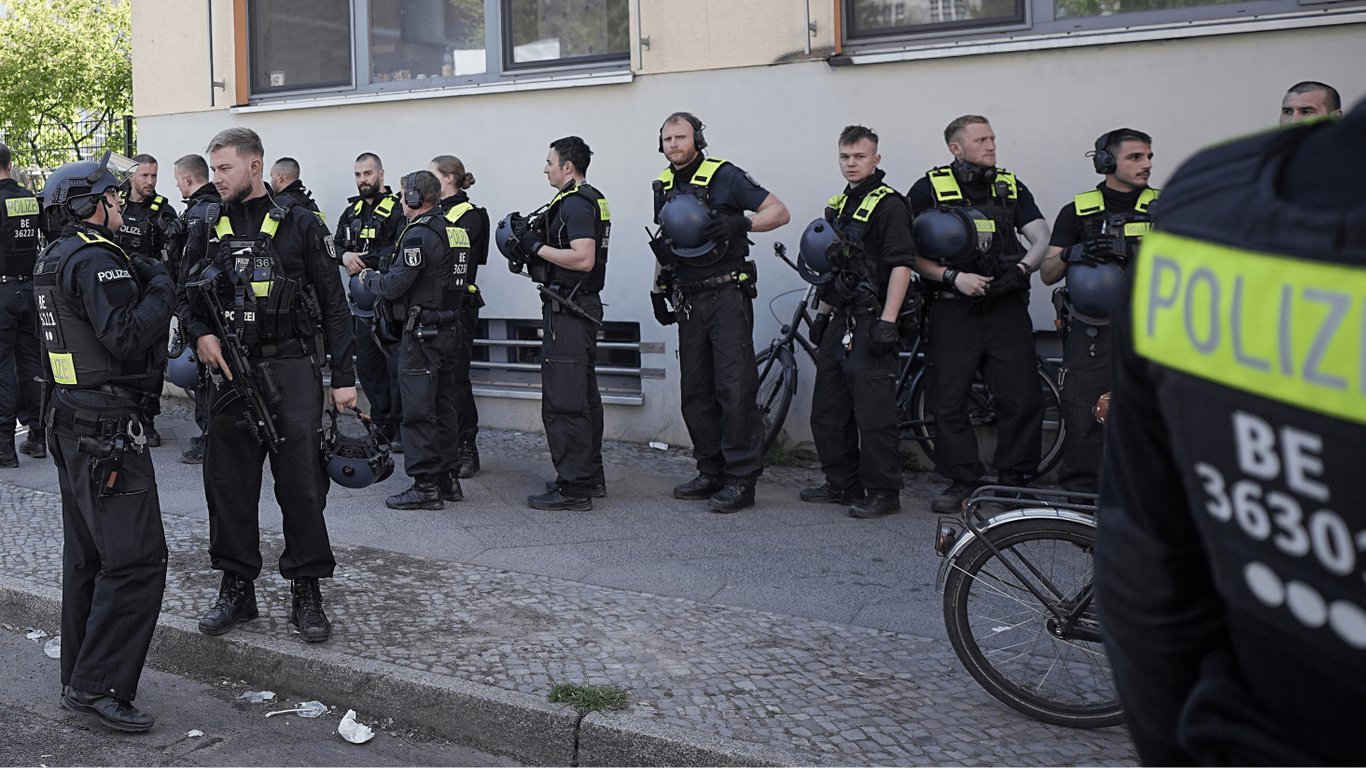 У Берліні чоловік здійснив напад на школу: відомо про двох поранених дітей