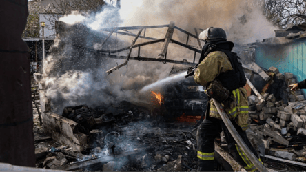 Росіяни тричі за тиждень атакували рятувальників на Сумщині - 290x166