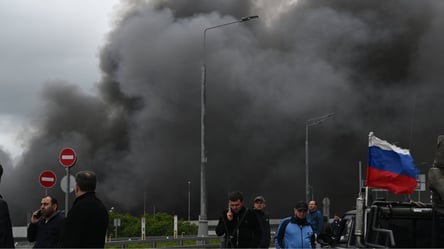 Сили оборони України уразили Омський НПЗ за 2500 км від кордону - 290x160