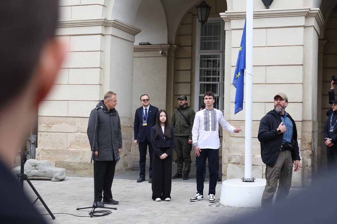 Садовий показав, як у Львові приймали делегації з країн ЄС - фото 3