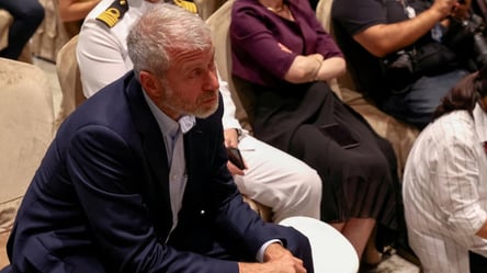 Абрамович в суде хочет забрать обещанные Украине деньги за продажу Челси - 285x160