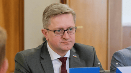 Экс-посол Украины в Польше отказался от польского ордена - 304x171