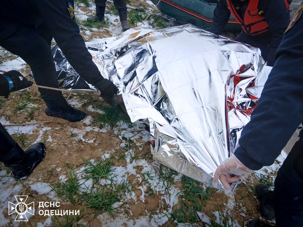 Тіло накрите фольгою