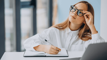 Що означає фразеологізм "показати зуби" — просте пояснення - 285x160