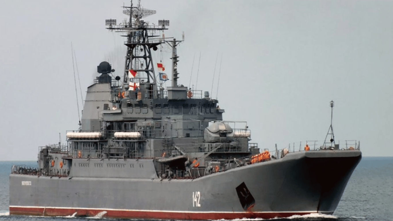 Скільки десанту та БК було знищено на “Новочеркаську” — у ВМС розповіли деталі