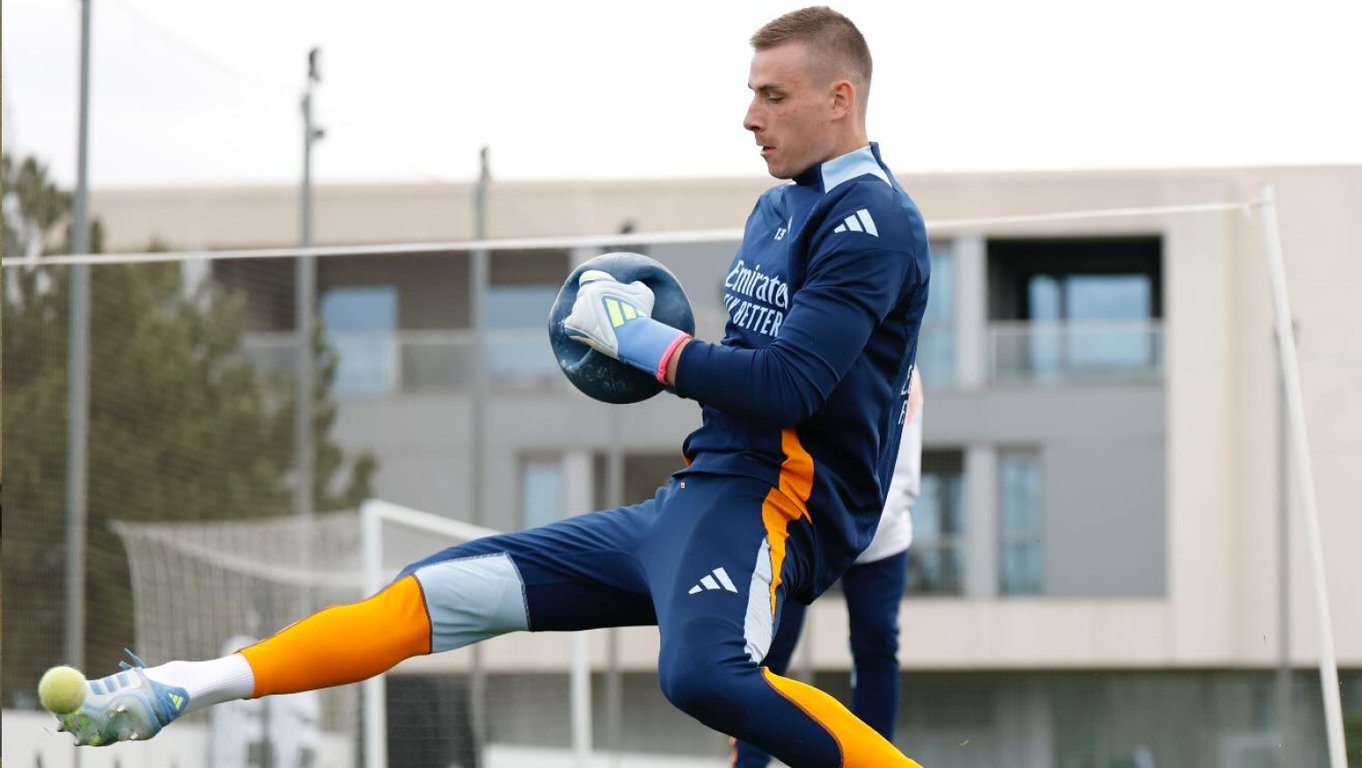 Андрей Лунин