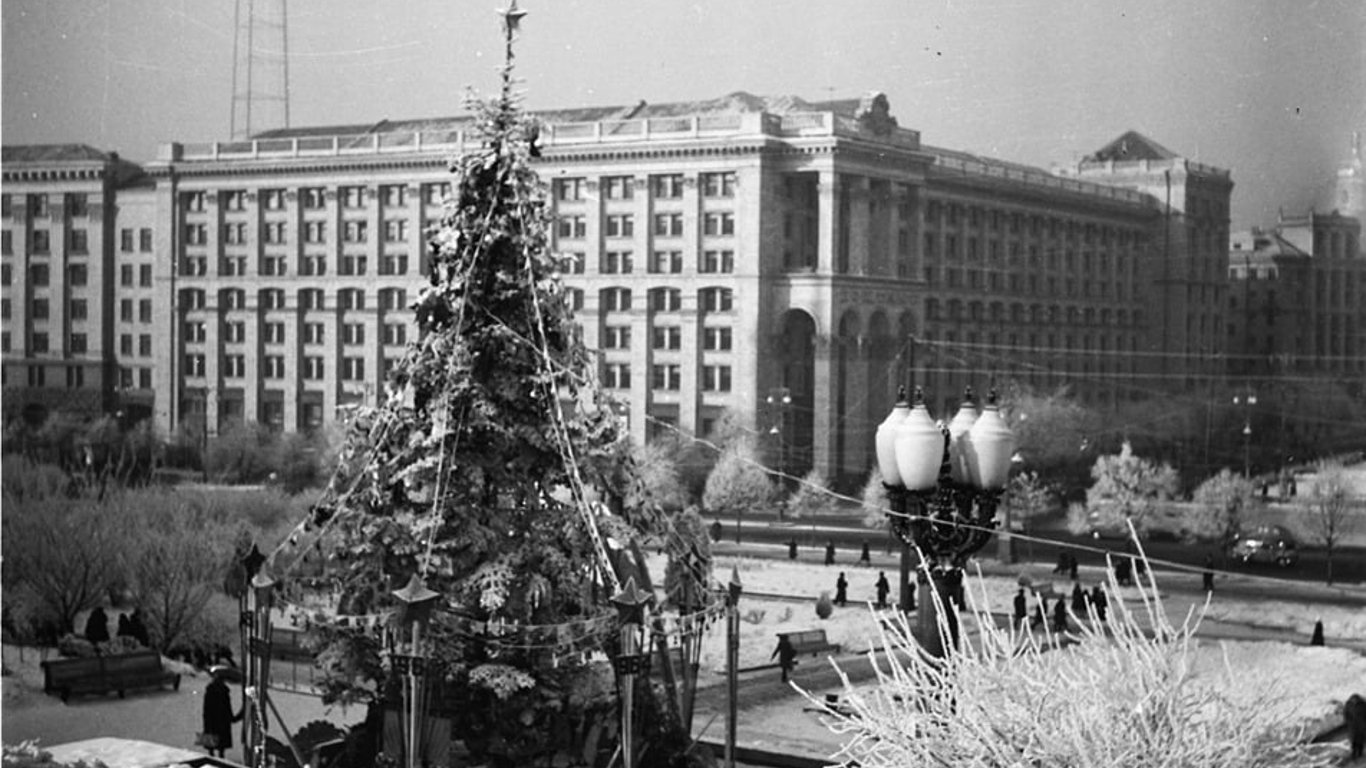 Киевские новогодние елки при Советском Союзе - фото
