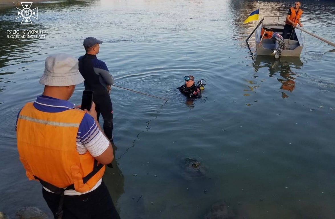 Пошуки потопальника. Фото: ДСНС