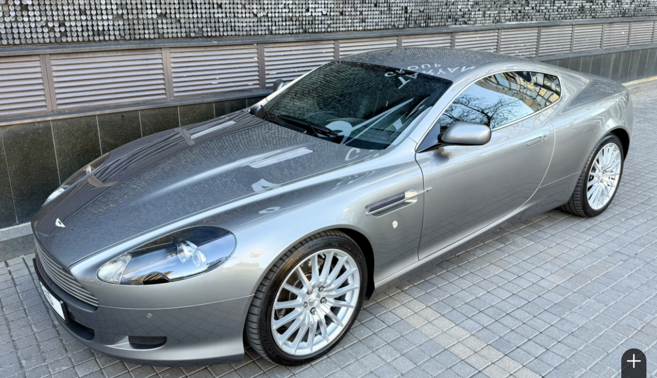 Aston Martin DB9