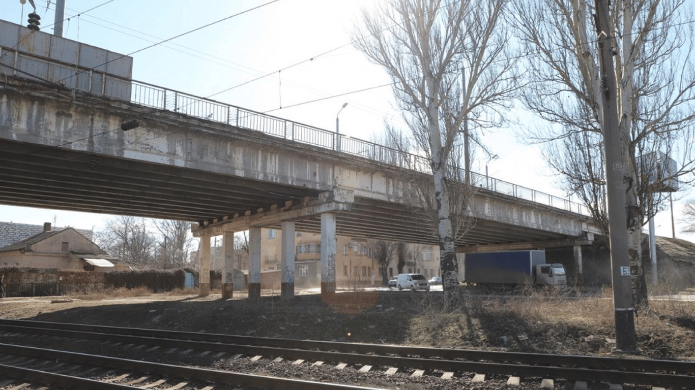 Перекрытие Ивановского моста в Одессе продолжили — на сколько