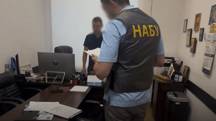 В Киеве адвокаты пытались подкупить судью — НАБУ - 285x160