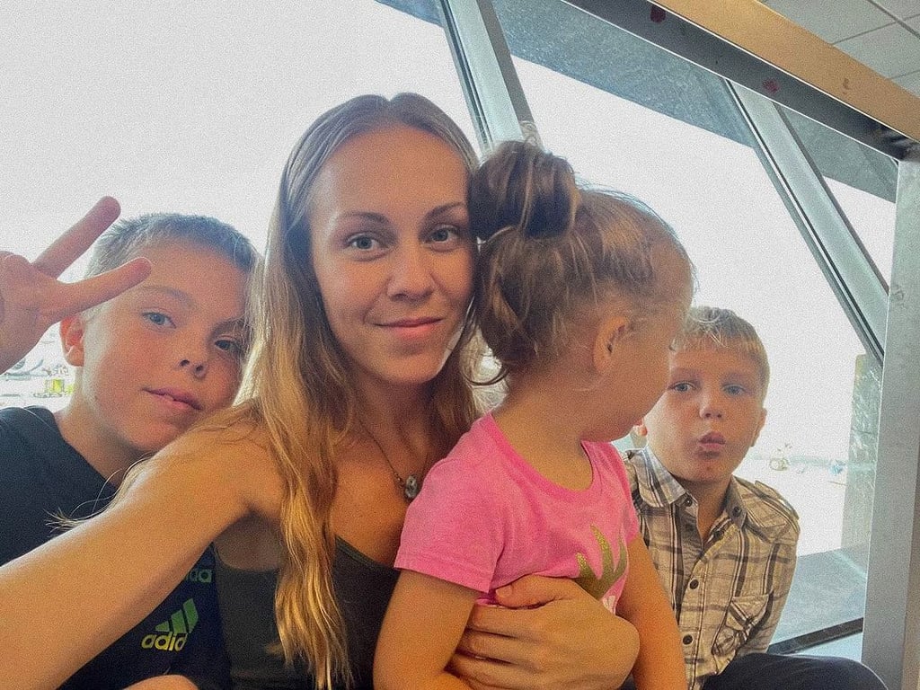 Оголена Карпа та Alyosha на шляху до України: як зірки проводжають останній день літа - фото 5